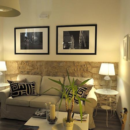 B&B Al Teatro Comiso Dış mekan fotoğraf